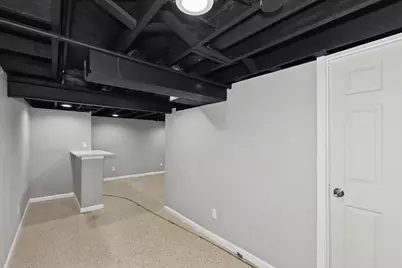 6715 N 78th St, Milwaukee, WI 53223 - Photo 24