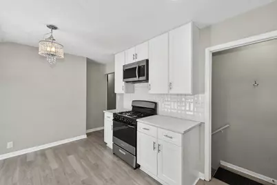 6715 N 78th St, Milwaukee, WI 53223 - Photo 10