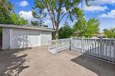 6715 N 78th St, Milwaukee, WI 53223 - Photo 32