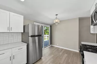 6715 N 78th St, Milwaukee, WI 53223 - Photo 12