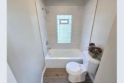 3617 W Douglas Ave, Milwaukee, WI 53209 - Photo 16