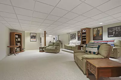 740 S Cosgwell Dr, Silver Lake, WI 53170 - Photo 4
