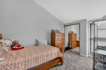 1421 W Edgerton Ave #R, Milwaukee, WI 53221 - Photo 14