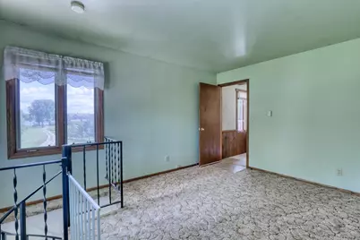W304N2426  Maple Ave, Delafield, WI 53072 - Photo 36