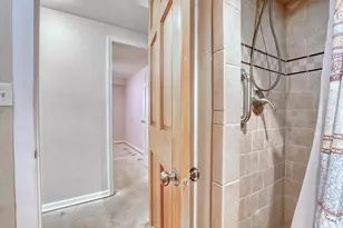 W304N2426 Maple Ave, Delafield, WI 53072 - Photo 32