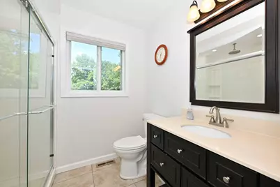 532  Schroeder Ave, Delavan, WI 53115 - Photo 10