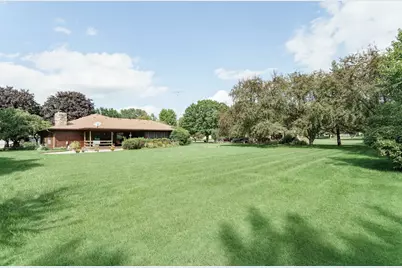 1605  Country Club Ln, Watertown, WI 53098 - Photo 52