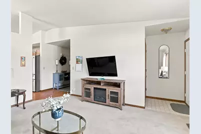 2033  Kellner St, Manitowoc, WI 54220 - Photo 10