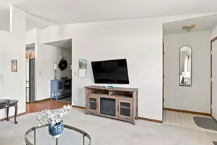 2033 Kellner St, Manitowoc, WI 54220 - Photo 10