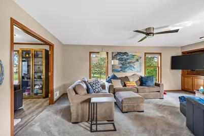 S78W20363  Pasadena Dr, Muskego, WI 53150 - Photo 12
