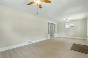 6734 21st Ave, Kenosha, WI 53143 - Photo 8