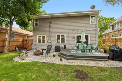 9916 W Grantosa Dr, Wauwatosa, WI 53222 - Photo 36