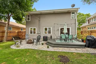 9916 W Grantosa Dr, Wauwatosa, WI 53222 - Photo 36