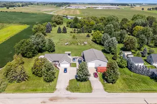 2460 Mink Ranch Rd, Port Washington, WI 53074 - Photo 30