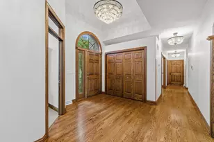 155 St James Cir, Racine, WI 53182 - Photo 6