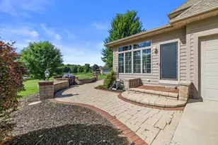155 St James Cir, Racine, WI 53182 - Photo 58
