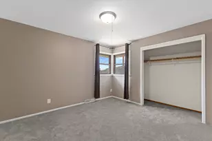237 N 113th St, Wauwatosa, WI 53226 - Photo 16