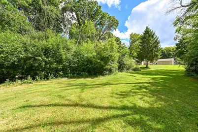 3415  Fiebrantz Dr, Brookfield, WI 53005 - Photo 32