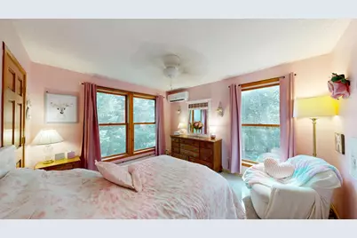 W5269 E Point Rd, Hamilton, WI 54669 - Photo 12