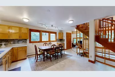 W5269 E Point Rd, Hamilton, WI 54669 - Photo 6