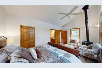 W5269 E Point Rd, Hamilton, WI 54669 - Photo 18