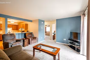 4887 Easy St, Delafield, WI 53029 - Photo 2
