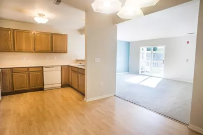4887  Easy St #16, Delafield, WI 53029 - Photo 8