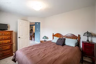 4887 Easy St, Delafield, WI 53029 - Photo 8