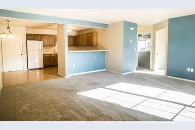 4887  Easy St #16, Delafield, WI 53029 - Photo 2