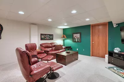 13865 W Linfield Dr, New Berlin, WI 53151 - Photo 38