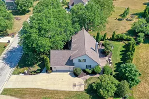 13865 W Linfield Dr, New Berlin, WI 53151 - Photo 48