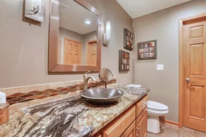 13865 W Linfield Dr, New Berlin, WI 53151 - Photo 20