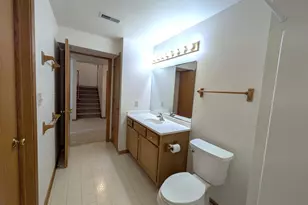 1109 Firethorn Dr, West Bend, WI 53090 - Photo 22