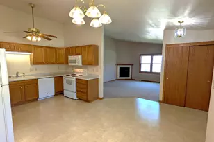 1109 Firethorn Dr, West Bend, WI 53090 - Photo 6