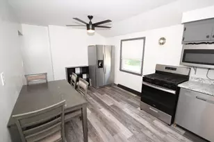 9000 W Custer Ave, Milwaukee, WI 53225 - Photo 8