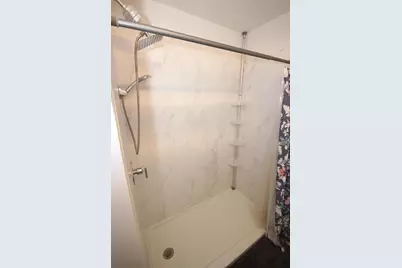 9000 W Custer Ave, Milwaukee, WI 53225 - Photo 10