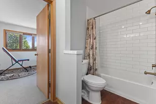 W232N6140 Teakwood Ct, Sussex, WI 53089 - Photo 14