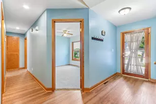 2729 Brighton Dr, Waukesha, WI 53188 - Photo 4