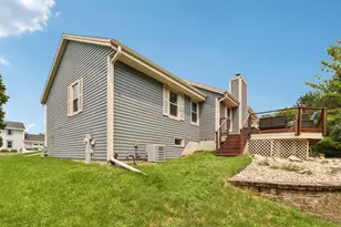 2729 Brighton Dr, Waukesha, WI 53188 - Photo 32