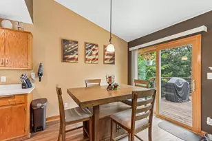 2729 Brighton Dr, Waukesha, WI 53188 - Photo 14