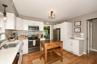 633 N Hine Ave, Waukesha, WI 53188 - Photo 10