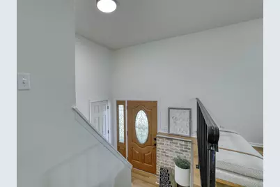 9006 W Cheyenne Ct, Milwaukee, WI 53224 - Photo 12