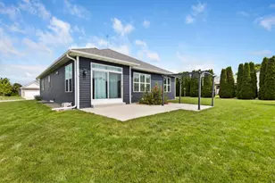 515 Hickory St, Belgium, WI 53004 - Photo 28