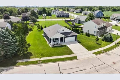 515  Hickory St, Belgium, WI 53004 - Photo 30
