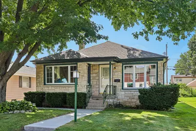 5555 N Mohawk Ave, Glendale, WI 53217 - Photo 24