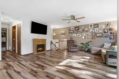 1211  Oak Ave, Onalaska, WI 54650 - Photo 8