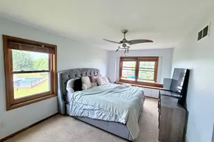 W146N10907 Heritage Pkwy, Germantown, WI 53022 - Photo 22