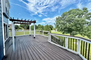 W146N10907 Heritage Pkwy, Germantown, WI 53022 - Photo 40