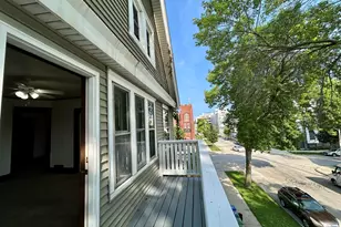 1822 E Thomas Ave, Milwaukee, WI 53211 - Photo 18