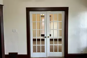 1822 E Thomas Ave, Milwaukee, WI 53211 - Photo 6